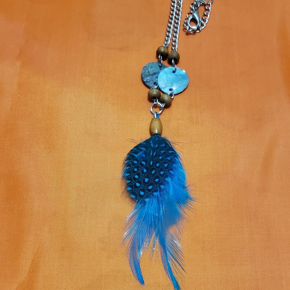 Feather/Wood Bead & Seashell Necklace.